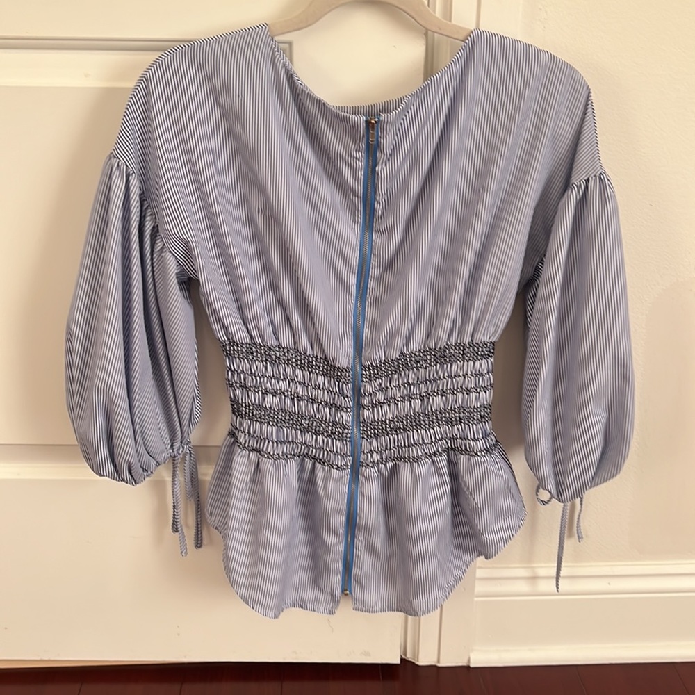 Blouse - Picture 3 of 4